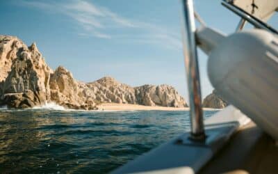 Los Cabos Group Tours vs. Private Tours: Which Is Better?